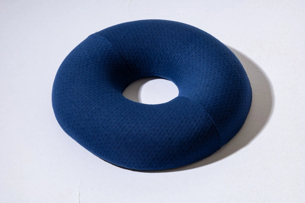 Hemorrhoidal seat