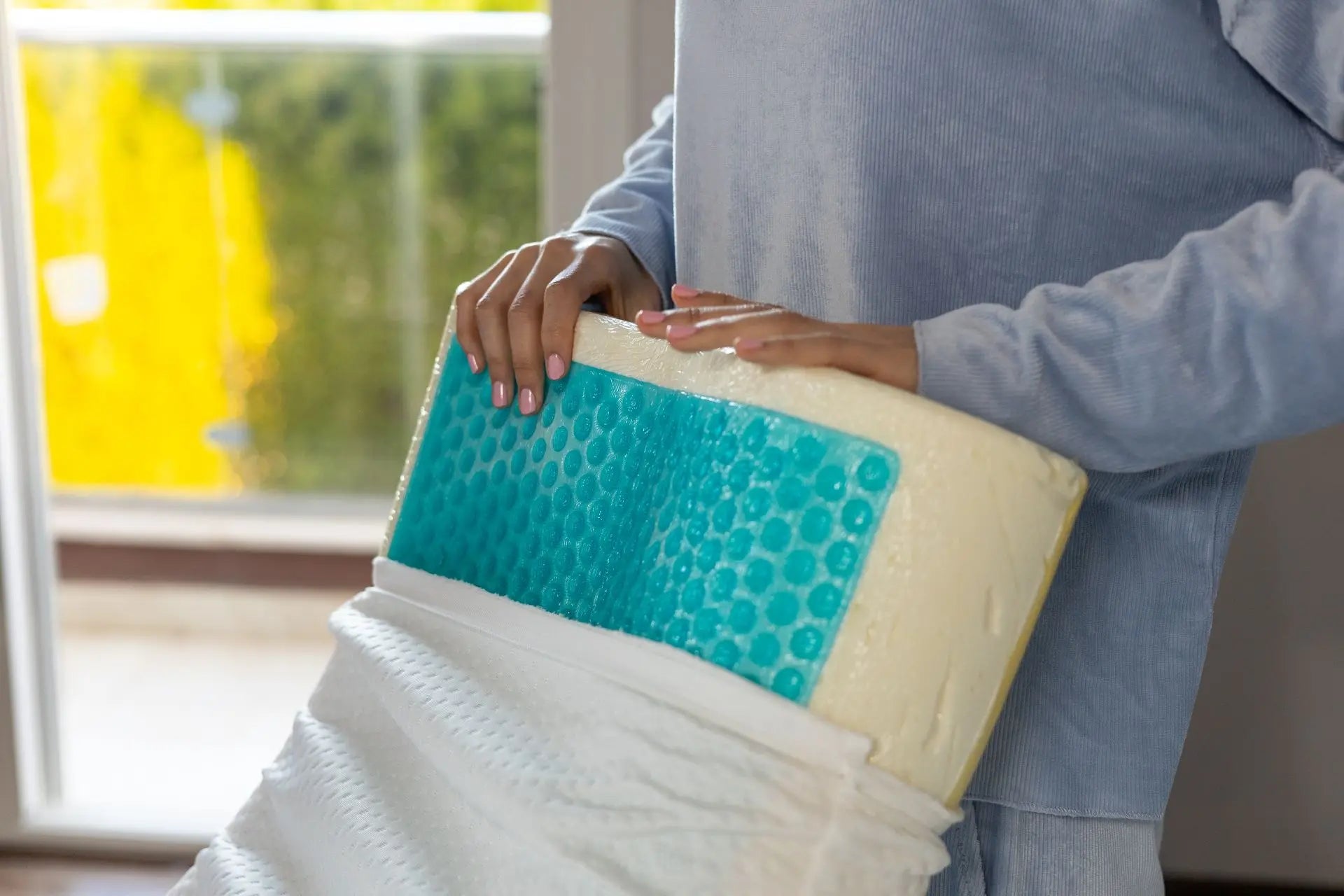Memory foam Contour Gel Pillow